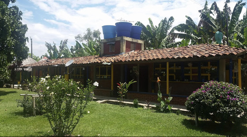 Se Vende Finca Hotel Pueblo Tapao (el Crucero)