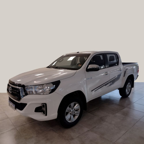 Toyota Hilux 2.4 Cd 150cv 4x2