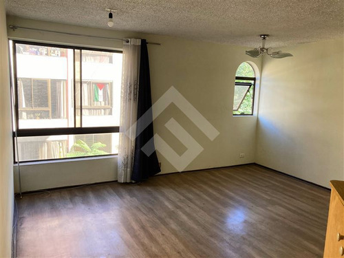 Departamento En Arriendo De 2 Dorm. En Santiago