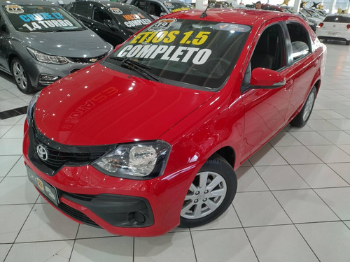 Imagem 3 de 10 de Toyota Etios 1.5 X Plus 16v Flex 4p Manual