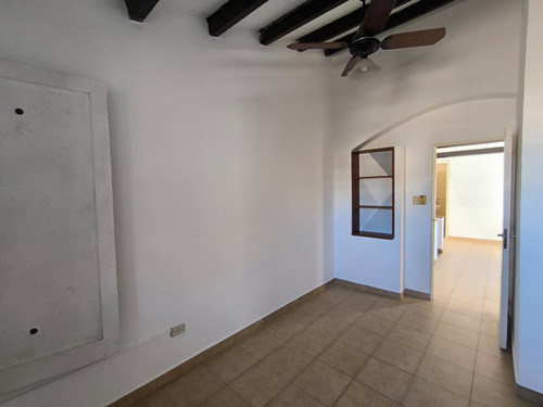 Casa En Venta - Barrio Juniors - 4 Dormitorios