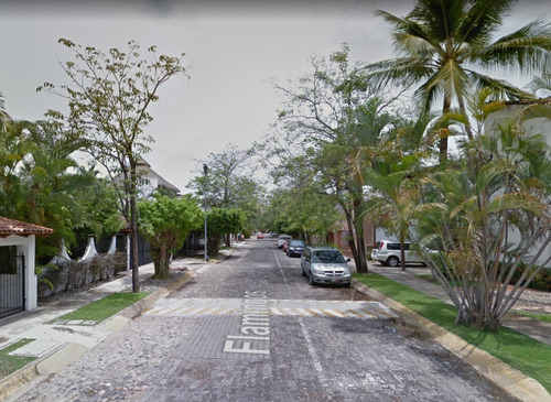 Gran Remate, Casa En Col. Marina Vallarta, Puerto Vallarta, Jal.