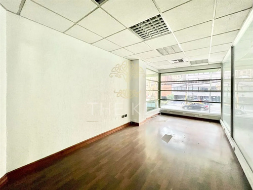 Oficina En Venta En Calle Encomenderos, Barrio El Golf
