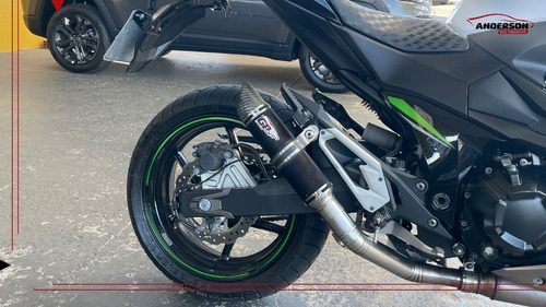 Imagem 4 de 5 de Kawasaki Z800 Gasolina