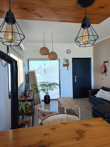 Hermosa Casa En Domselaar Barrio Los Tilos