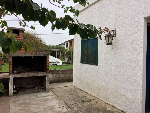 Imagen 2 de 12 de Casa Muy Funcional ,a 1 Y Media De Playa, Centro Y Servicios