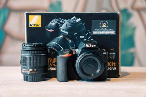 Nikon D5600 Kit 18-55mm Dx Vr Dslr