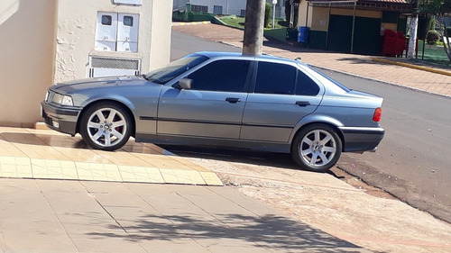 Bmw93 325i