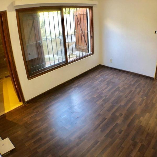 Toda Reciclada! En 1 Planta, A Metros Br. España Y Libertad