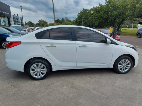 Imagem 5 de 13 de Hyundai Hb20s 1.6 Comfort Plus 16v Flex 4p Automático