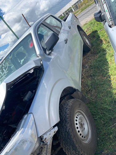 Imagen 4 de 6 de Nissan Np 300 2018 4 Puertas Por Partes Refacciones Motor