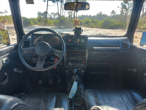 Imagen 8 de 9 de Suzuki Samurai, Dahiatsu Feroza, Nissan Patrol, Montero
