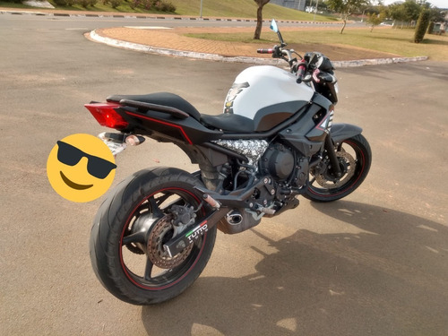 Imagem 5 de 5 de Yamaha Xj6n
