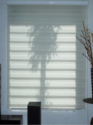 Imagen 3 de 10 de Oferta Cortina Persianas Sheer Elegance Enrollable 548 M2
