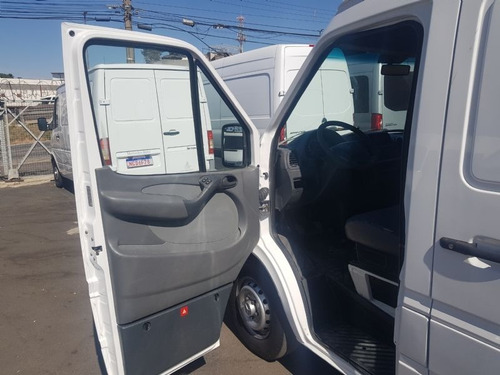 Imagem 8 de 13 de Mercedes-bens Sprinter Furgão 2.2 Cdi 313 Longa Teto Alto 5p