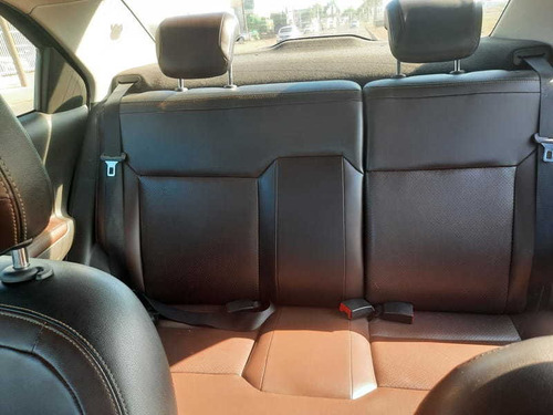 Imagem 13 de 15 de Chevrolet Cobalt Elite 1.8 8v Econo. Flex 4p Aut 2016