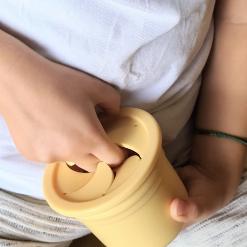 Imagen 7 de 8 de Vaso 3 En 1 Contenedor Cereales Sorbete Minikoioi Sip+ Snack