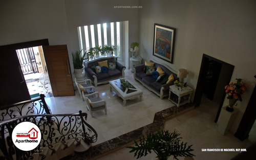 Imagen 13 de 14 de Casa De Lujo En Venta En San Francisco De Macorís Rep. Dom.