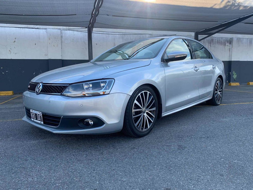 Volkswagen Vento 2.0 Sportline Tsi 200cv Dsg 2011