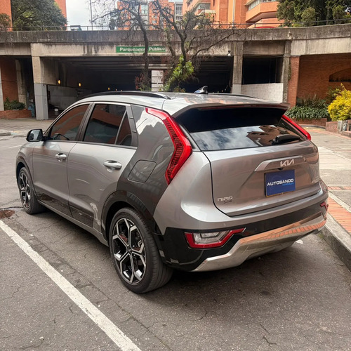 Kia Niro Hibrido 1.6 Hev Zenith At