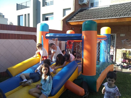Imagen 1 de 2 de Alquiler De Juegos Inflables..metegol.. Tejo.. Plaza Y Otros