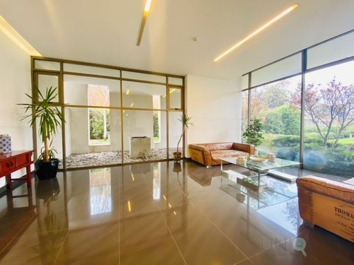 Imagen 29 de 30 de En Venta Luminoso Departamento En Las Condes 2d-2b-1e-1b
