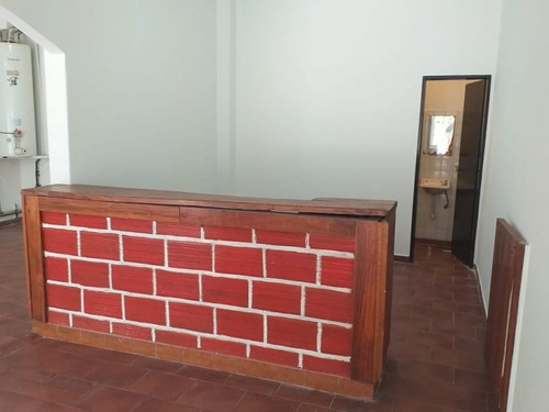 Local En Venta En Flores