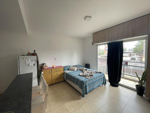 Venta De Departamento Monoambiente - San Lorenzo