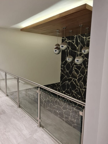 Imagen 27 de 30 de Se Vende Casa En Lomas De Juriquilla, 3 Niveles, Doble Altur