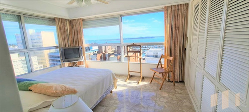 Imagen 18 de 22 de Apartamento En Peninsula, 3 Dormitorios *