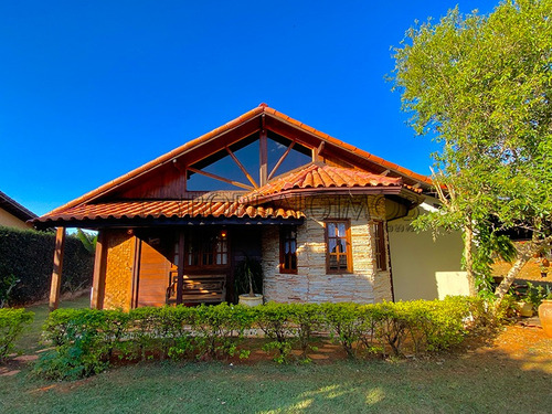 Imagem 2 de 30 de Park Way Casa Em Estilo Colonial Com 260m² Privativos Em Lote De 2.500m², 2 Quartos Sendo 1 Suíte. - Villa129299