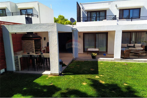 Imagen 5 de 30 de Se Vende Excelente Casa En La Florida