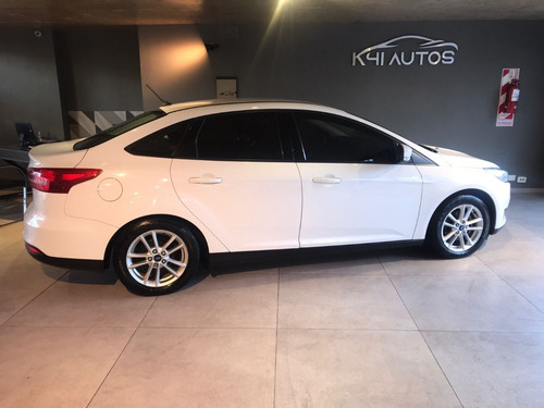 Imagen 4 de 13 de Ford Focus S 4p Sedan 2018 Gnc Usado Premium Contado