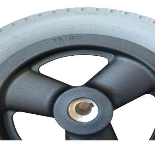Imagem 2 de 4 de Roda Aro Nylon 12 1/2 X 2 1/4 Pneu Maciço Cadeira Freedom