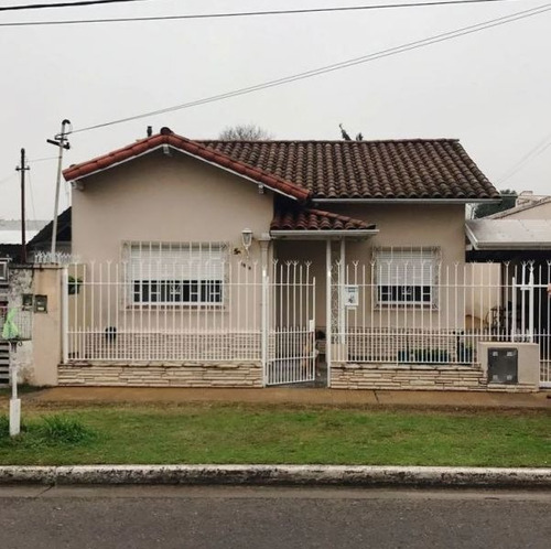 Imagen 2 de 17 de Casa En Venta En Bella Vista
