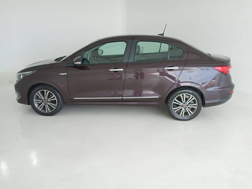 Imagem 6 de 9 de Fiat Cronos 1.8 E.torq Flex Precision At6