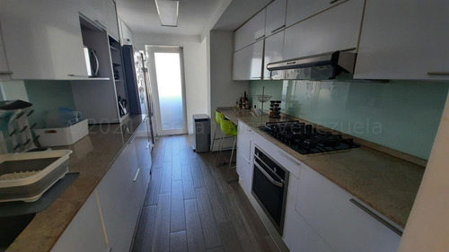 Imagen 6 de 14 de Apartamento En Venta La Castellana Mls #21-15978