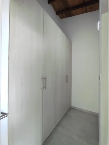 Casa En Venta En Bellavista. Cod V30490