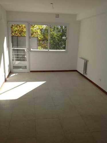Imagen 3 de 10 de Zeballos 2471 11 01