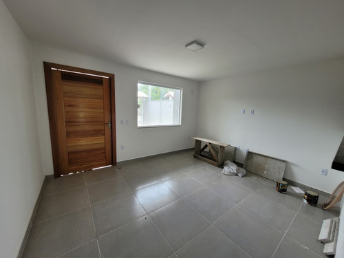 Imagem 6 de 20 de Casa Em Itaipuaçu, 2 Quartos, Churrasqueira. Próximo A Praia E Condução. 750