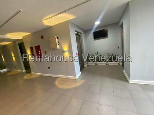 Se Alquila Estupendo Apto En El Encantado Cod 25-14954 Rex