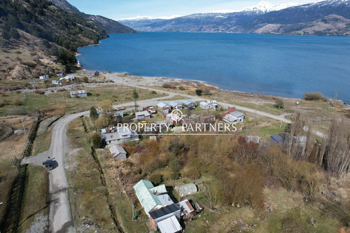 Patagonia, Sitio Urbano En Bahía Murta 1