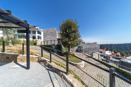 Gran Casa Sustentable Con Vista Al Bosque