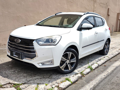 JAC T40 1.6 16V GASOLINA PLUS 4P CVT
