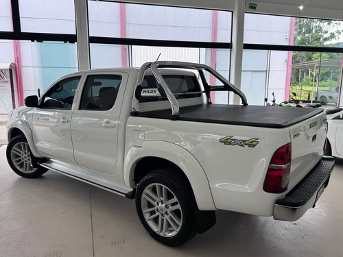 Toyota Hilux 2.7 Srv Cab. Dupla 4x4 Flex Aut. 4p