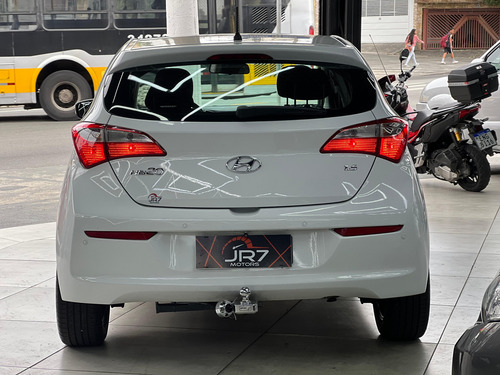 Hyundai HB20 1.6 Comfort Plus Flex 5p