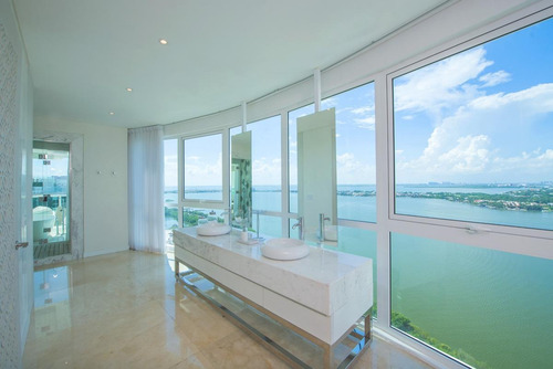 Imagen 17 de 30 de Pent House En Venta En Bay View Grand