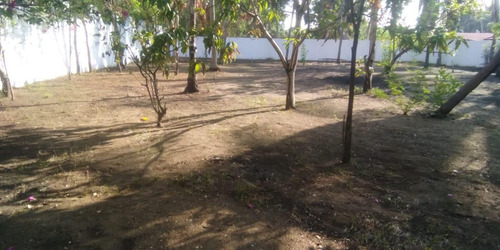 Hermoso Terreno De 1104 Metros Cuadrados