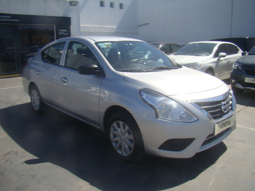 Nissan Versa 1.6 SENSE L21