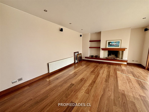 Casa En Condominio En Venta En Lo Barnechea